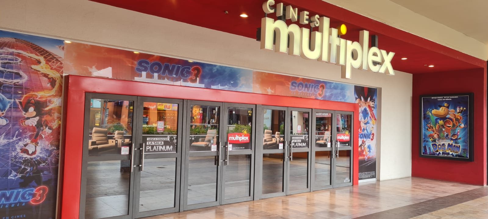 Boletería y Candy de Multiplex Pilar